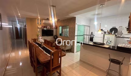 Sobrado à venda, 300 m² por R$ 699.000,00 - Moinho dos Ventos - Goiânia/GO