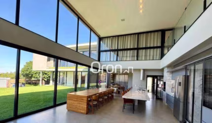 Sobrado à venda, 420 m² por R$ 4.200.000,00 - Residencial Parque Mendanha - Goiânia/GO
