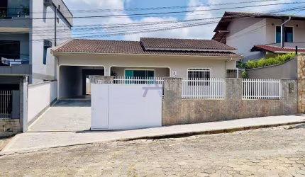 Casa no bairro Tribess