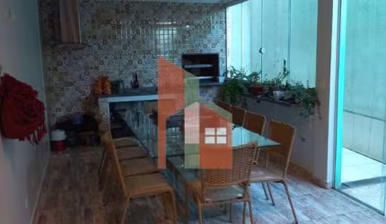 Casa c/ 2 dorm. à venda em Atibaia, bairro Alvinópolis