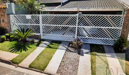Casa em Atibaia próx. a Al. Lucas Nogueira Garcez