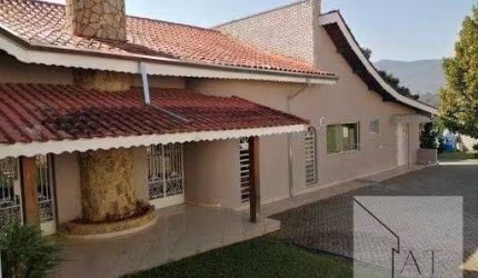 Casa em Atibaia, bairro Nova Gardênia