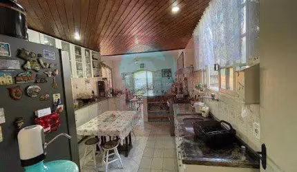 Ocean vende: Recanto, condomínio, Casa Principal 4 quartos, sendo 1suíte c/ banheira, piscina, sauna