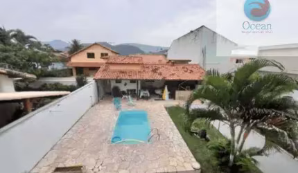 Ocean Vende: Ponta Grossa, Condomínio, Casa, 4 Quartos, 1 Suíte, Piscina, Edícula com churrasqueira