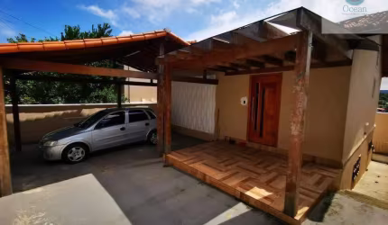Ocean Vende: Araçatiba, Casa, 3 quartos sendo 1 suíte, Área Gourmet, chuveirão, Cozinha com ilha