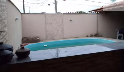 Ocean vende: Marica, Itaipuaçu, casa 2quartos(1suíte), área lazer piscina/churrasqueira.