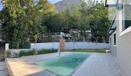 Ocean vende: Itaipuaçu, Floresta Elefante, casa 3quartos(1suíte), varanda gourmet, piscina, lavabo