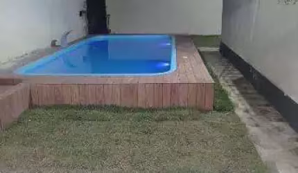 Ocean vende: Itaipuaçu, Barroco, casa e quartos, área gourmet, piscina, armários.