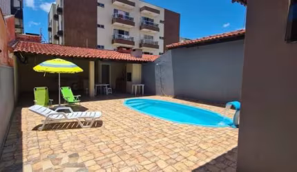 Praia locação temporada/100km de Curitiba/com piscina, diária a partir de R$550