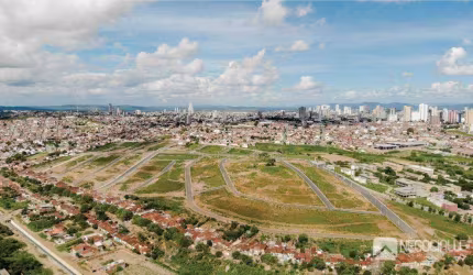 Terreno à venda, 294 m² por R$ 143.965,06 - Centro - Campina Grande/PB