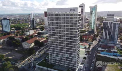 Sala comercial no Word Medical Center