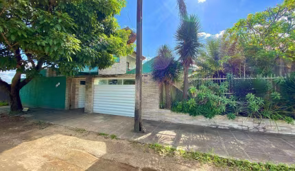 Casa com 4 dormitórios à venda, 289 m² por R$ 715.000,00 - Itararé - Campina Grande/PB