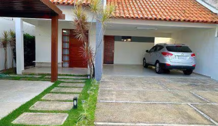 Casa com 3 dormitórios à venda, 210 m² por R$ 840.000,00 - Itararé - Campina Grande/PB