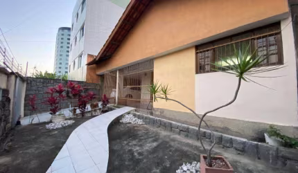 Casa com 5 dormitórios à venda, 304 m² por R$ 1.200.000,00 - Prata - Campina Grande/PB