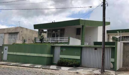 Casa com 4 dormitórios à venda por R$ 1.400.000,00 - Lauritzen - Campina Grande/PB