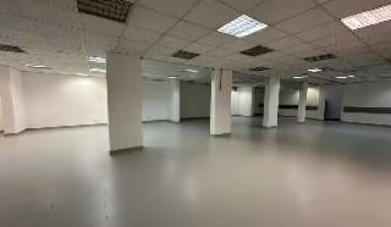 Barracão / Galpão / Depósito para alugar na Vila Vermelha, São Paulo  por R$ 35.000