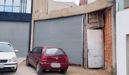 Lote murado, com portão eletrônico - Bairro Vila Bretas, Governador Valadares!