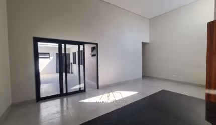 Casa com 3 quartos à venda na RUA DOMINGOS ALBERTO LAZAZZERA, 185, Village Moutonnée, Salto por R$ 790.000