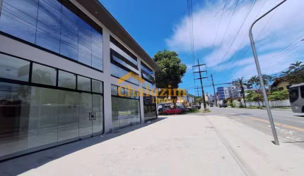 Loja nova e ampla disponível para locação - Bairro Bom Retiro - Joinville - S.C.