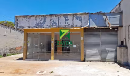 Ponto comercial de frente para a Rodovia Amaral Peixoto no Centro de Barra de São João