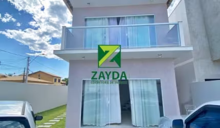 Imperdível casa à venda em Casimiro de Abreu-RJ, no bairro Peixe Dourado I: 2 quartos, 1 sala, 2 banheiros, 4 vagas, 100m²!