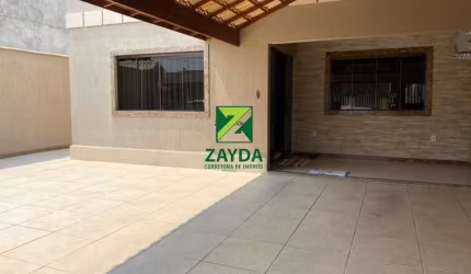 Casa à venda em Casimiro de Abreu-RJ, Peixe Dourado II - Barra de São João: 3 quartos, 1 suíte, 1 sala, 3 banheiros, 3 vagas, 150m².