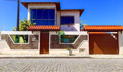 Casa à venda em Casimiro de Abreu-RJ, 4 quartos, 1 sala, 3 banheiros, 1 vaga, 10,00 m², Vila Nova. Aproveite!