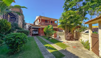 Casa à venda em Casimiro de Abreu-RJ, Centro - Barra de São João: 4 quartos, 2 salas, 2 banheiros, 3 vagas, 216,05 m².