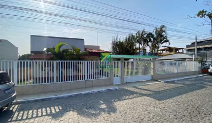 Excelente oportunidade! Ponto comercial à venda em Barra de São João-RJ, Vila Nova: 6 salas, 4 banheiros, 5 vagas, 126,41 m².