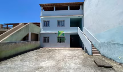 Casa de luxo à venda em Casimiro de Abreu-RJ, bairro Leda - Barra de São João: 4 quartos, 2 suítes, 2 salas, 4 banheiros, 4 vagas.
