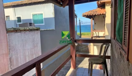 Casa Duplex à Beira Mar no Centro de Barra de São João: