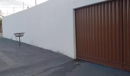 Casa à venda, 3 quartos Sendo 1 suíte de 162,00 m² na Vila Maria - Ap. Goiânia.