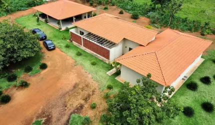 Chácara com 1,5 alqueires em Vianópolis