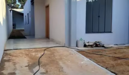 Casa à Venda com 2 Quartos, sendo 1 suíte no Setor Jardim Veneza - Ap. Goiânia.