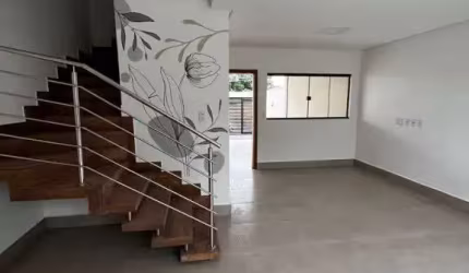 Sobrado 3 quartos sendo 1 suíte  à venda no parque hayala de 127,15 m²