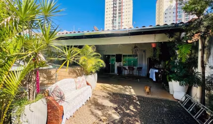 Casa à Venda com 3 quartos sendo 1 suíte no Setor Celina Park de 150,00m²