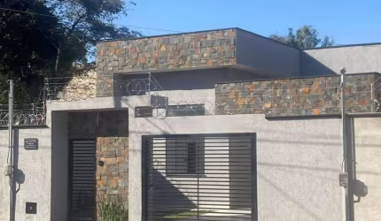 Casa à venda de 3 Quartos, sendo 1 suíte de 117,00 m²
