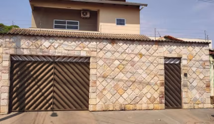 Sobrado com 3 quartos, sendo 1 suíte no Setor Morada do Sol