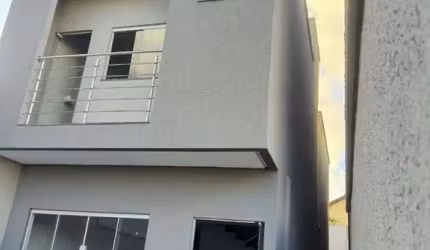 Sobrado à venda com 4 quartos, 162,00 m² no Jardim Novo Mundo