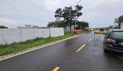 Lote à venda no Portal do Sol Golfe Clube, com 558,08 m²