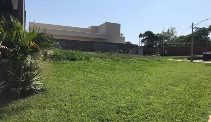 Lote de Esquina no Jardins Bolonha - 500,00m²