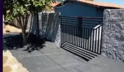 Casa a venda em Sanclerlândia com 2 quartos de 100,00 m²