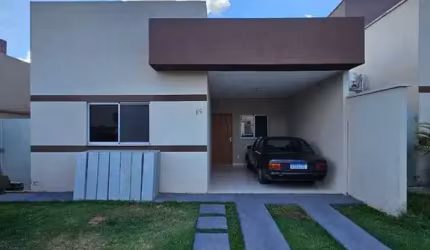 casa em condomínio fechado 3 quartos sendo 1 suíte, Senador Canedo