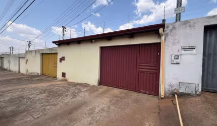 Vendo casa, 3 quartos sendo 1 suíte no Jardim das Acácias - Aparecida de Goiânia