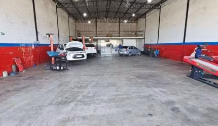 galpão, anel viário 400 metros.