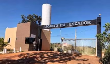 Lote à venda no Condomínio Recanto Pescador I, com 15.000 m²