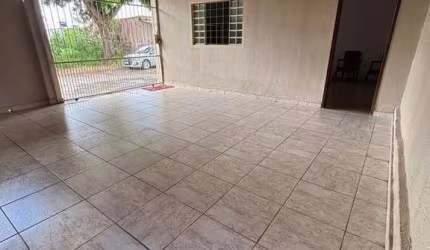 Casa à Venda com 3 quartos, sendo 1 suíte de 178,00 m² no Resid. Monte Carlo