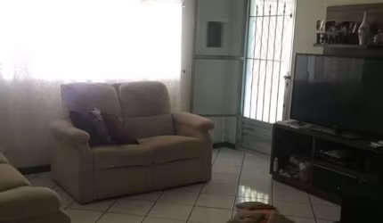Casa a venda na Fazenda da Juta por apenas R$ 420.000,00