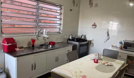 Casa a venda com 03 dormitórios no Jardim Sapopemba por apenas R$ 380.000,00