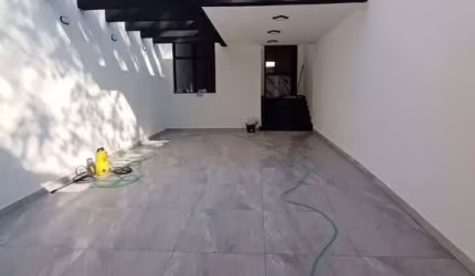 Casa térrea a venda em Santo André por apenas R$ 730.000,00